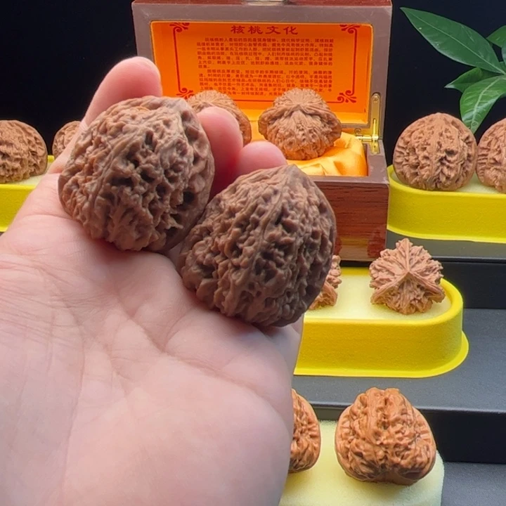 吊坠猴头核桃南疆