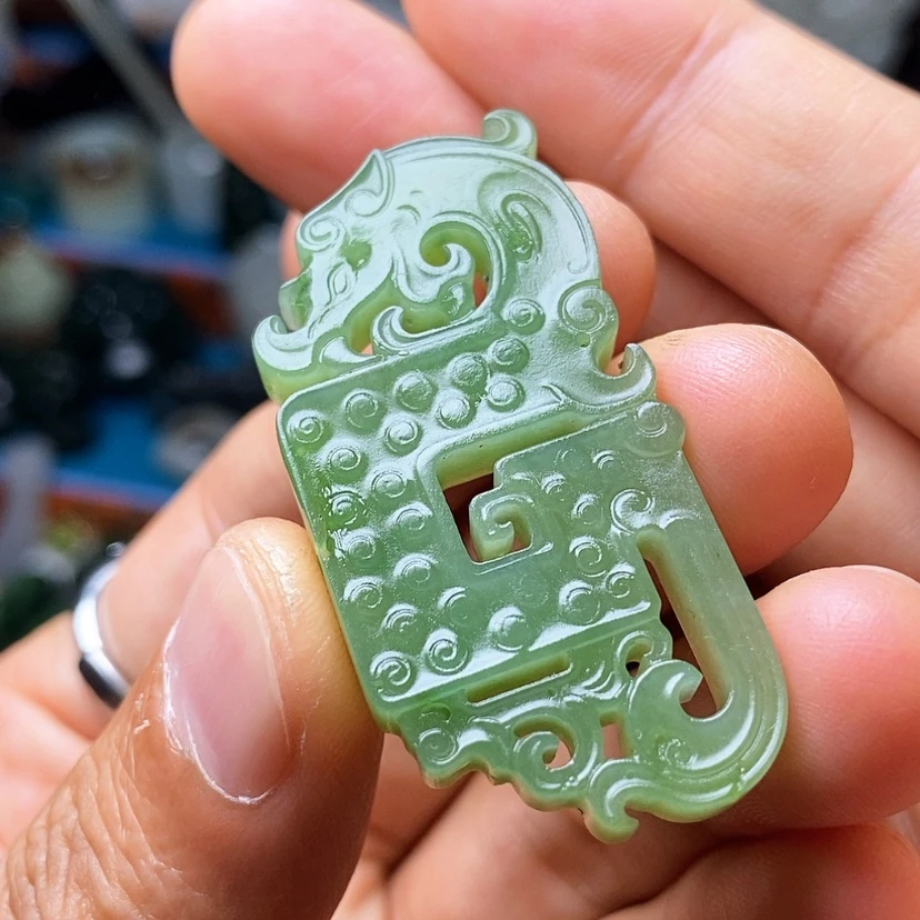 【闪购商品】颈饰未镶嵌和田玉(碧玉)