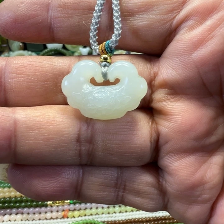 和田玉未镶嵌吊坠(不含链)