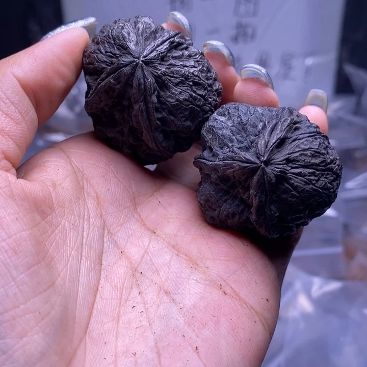 文玩核桃把件云南野生铁核桃84号37mm