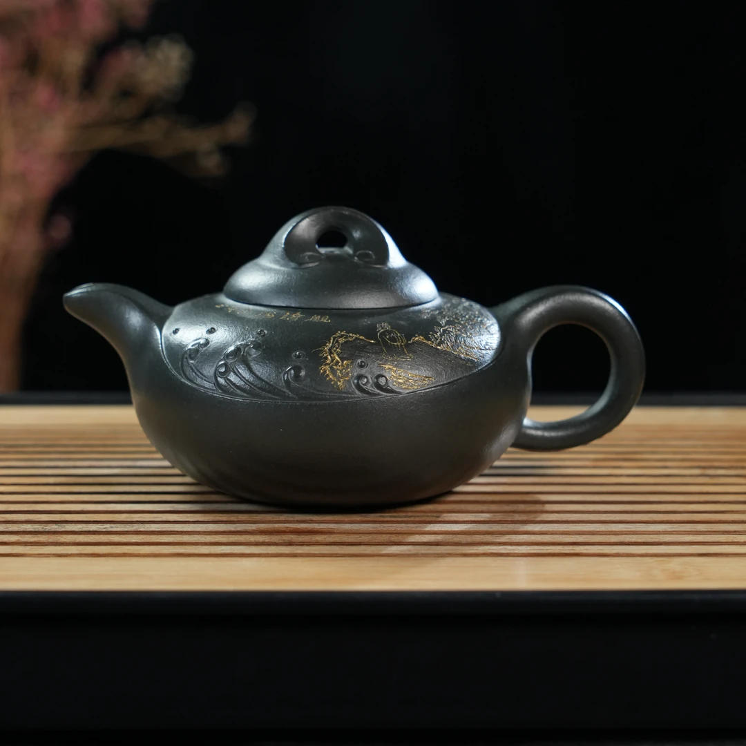 Z-WXJ-012   吴小军  宜兴手工紫砂  乘风破浪