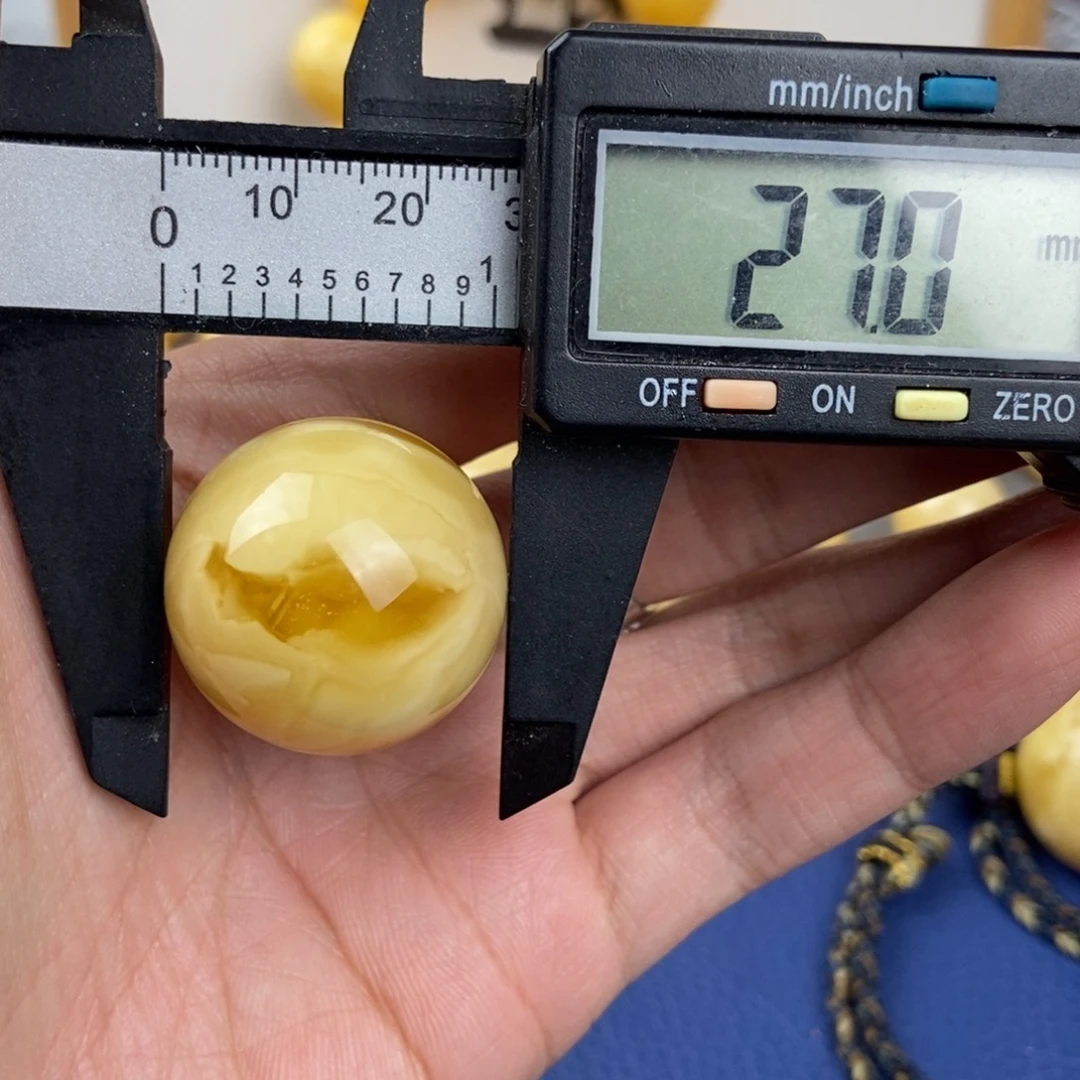 琥珀未镶嵌裸石特价