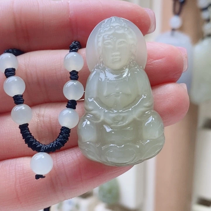 旺***哥颈饰未镶嵌和田玉