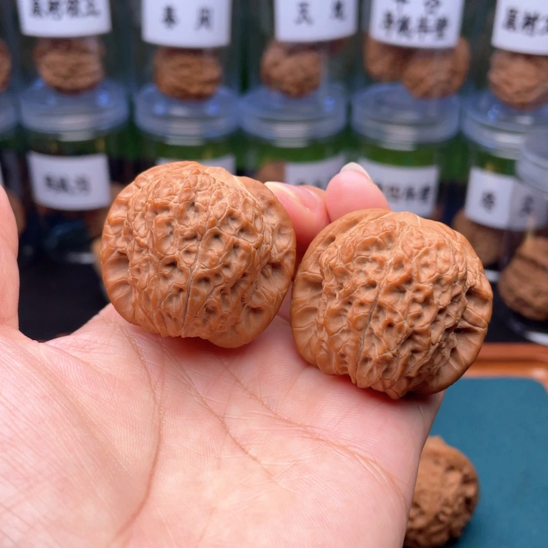 桃核吊坠39全品原装血麒麟