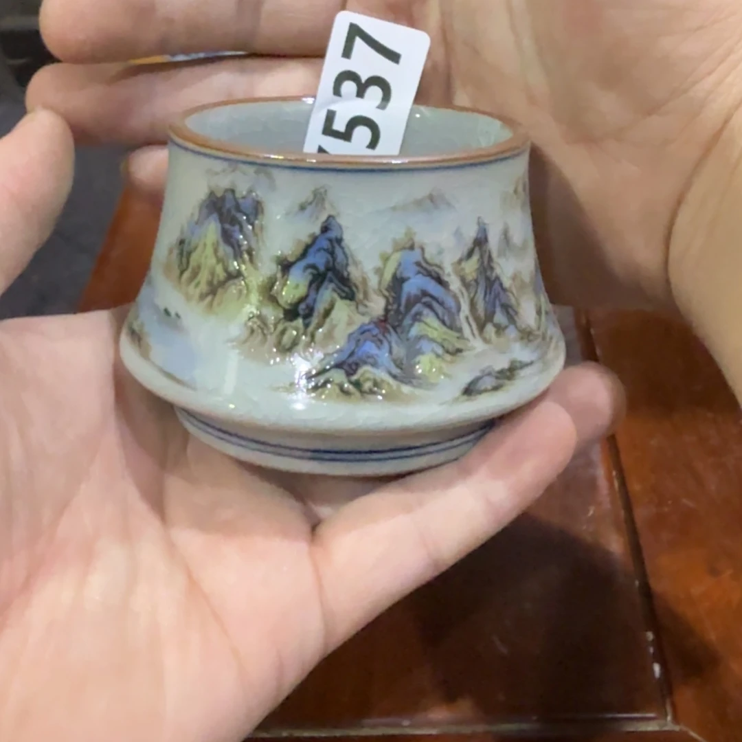 微瑕疵介意勿拍陶瓷器皿H714