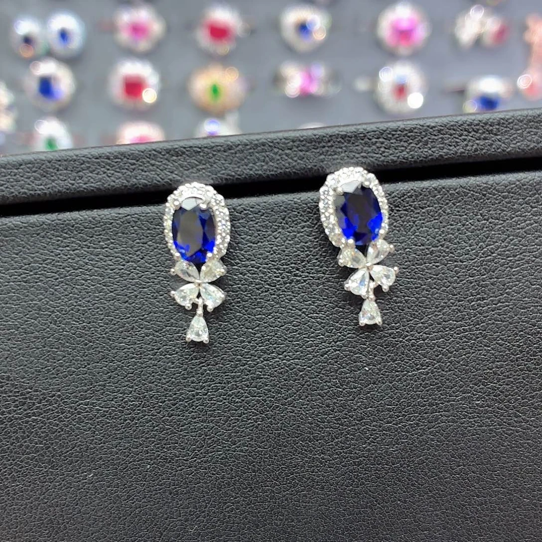 925银培育皇家蓝色宝石