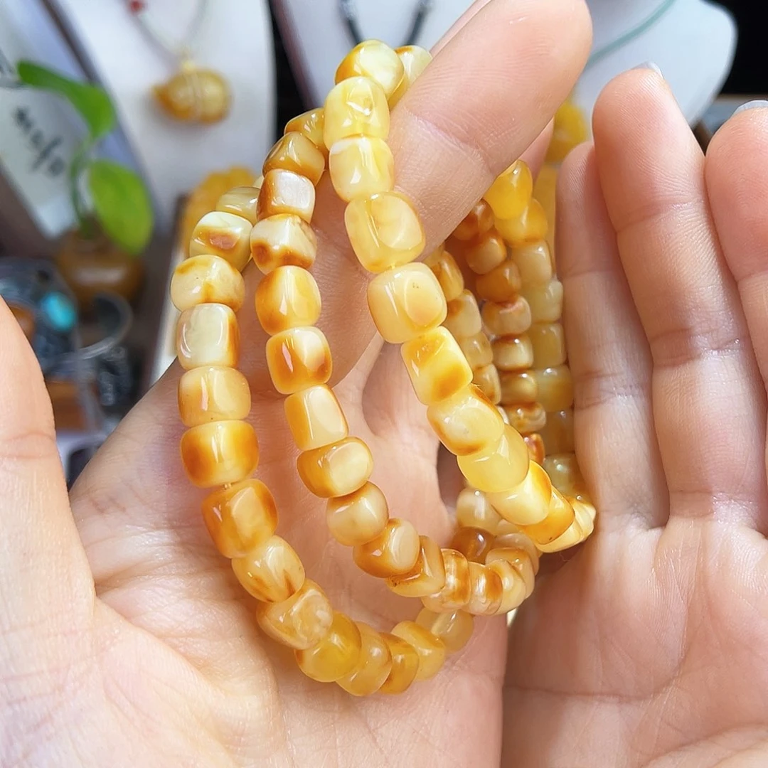 未镶嵌琥珀珠宝奇石多样性发一条