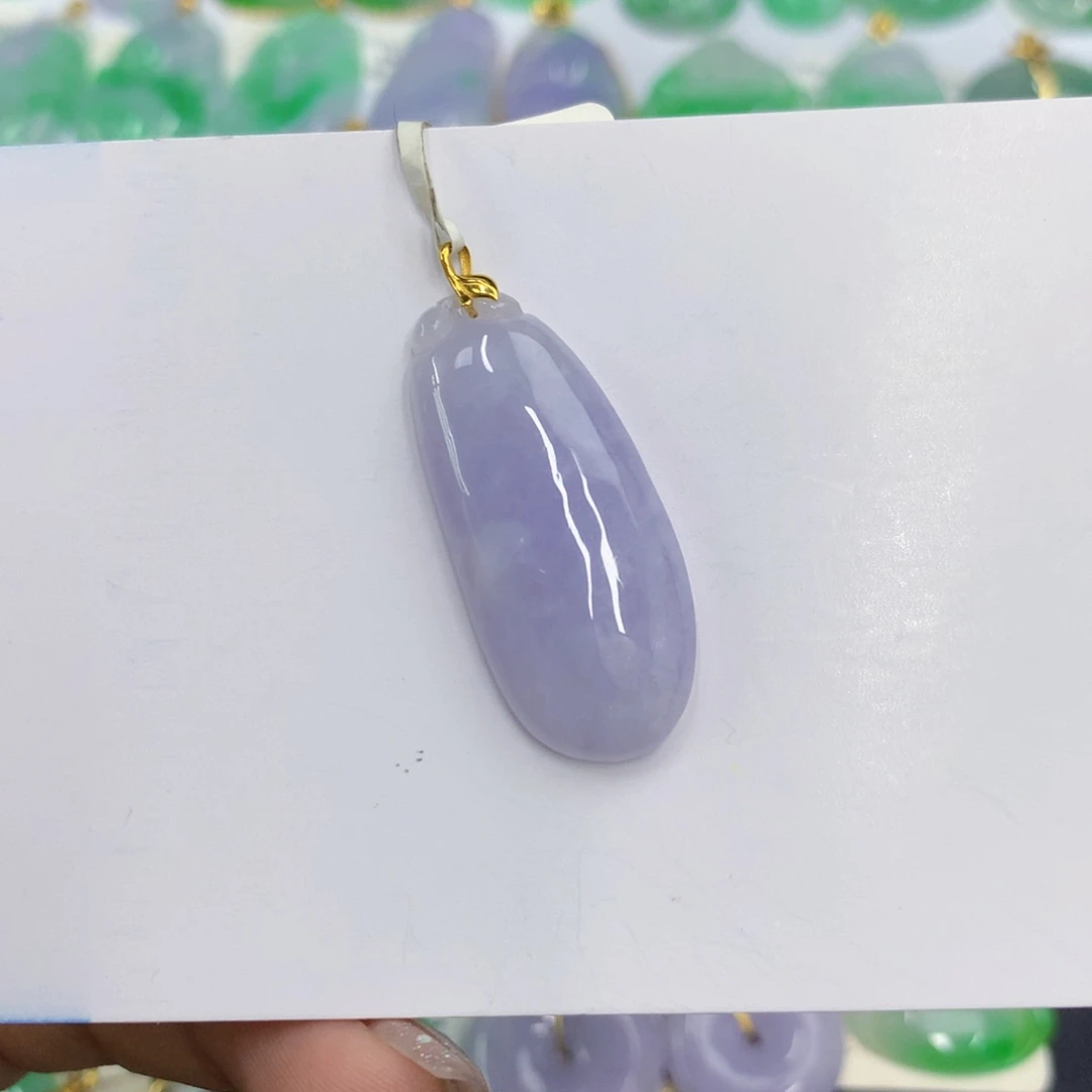 翡翠18K金镶嵌颈饰翡翠