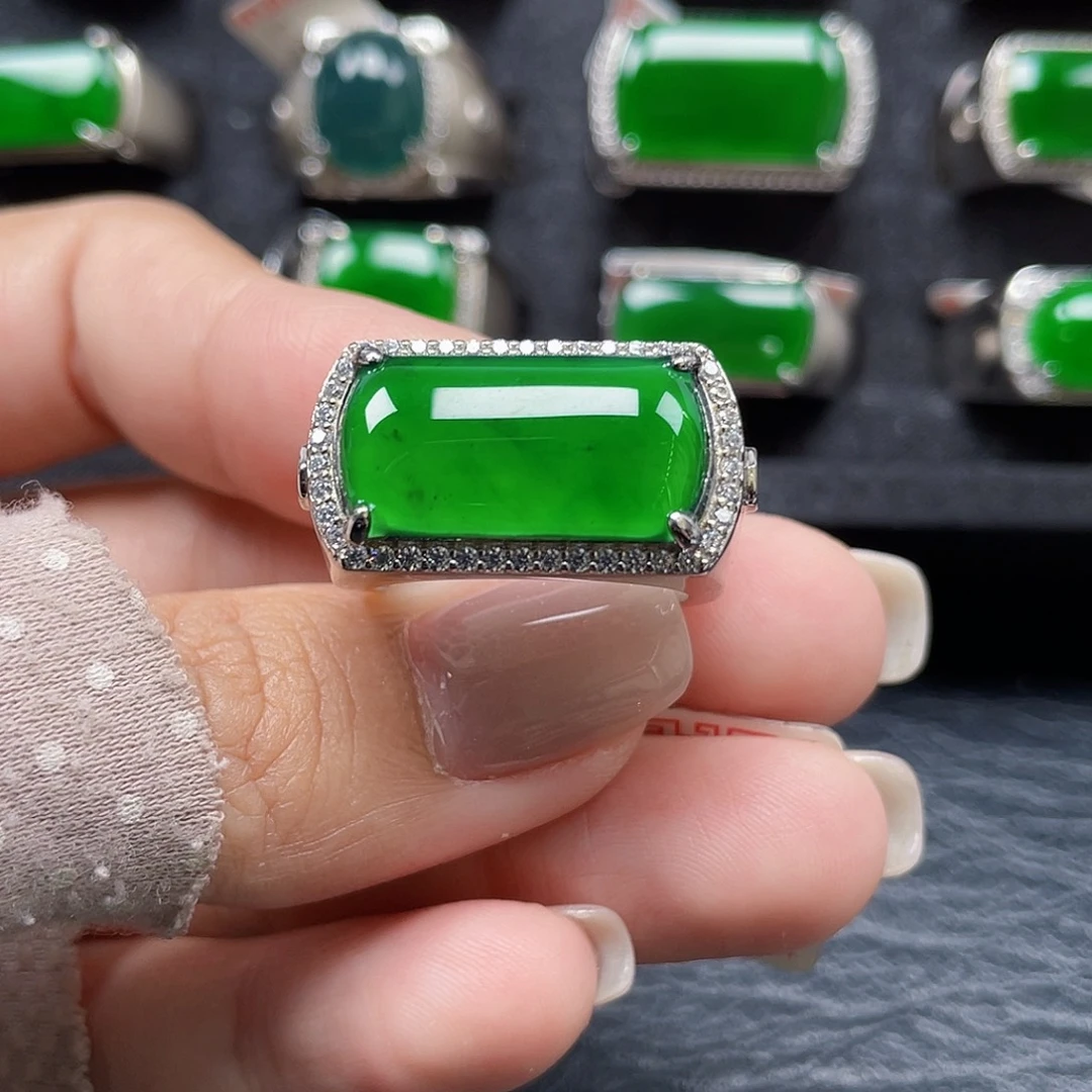 翡翠银S925镶嵌戒指天然A货翡翠没运费险3068