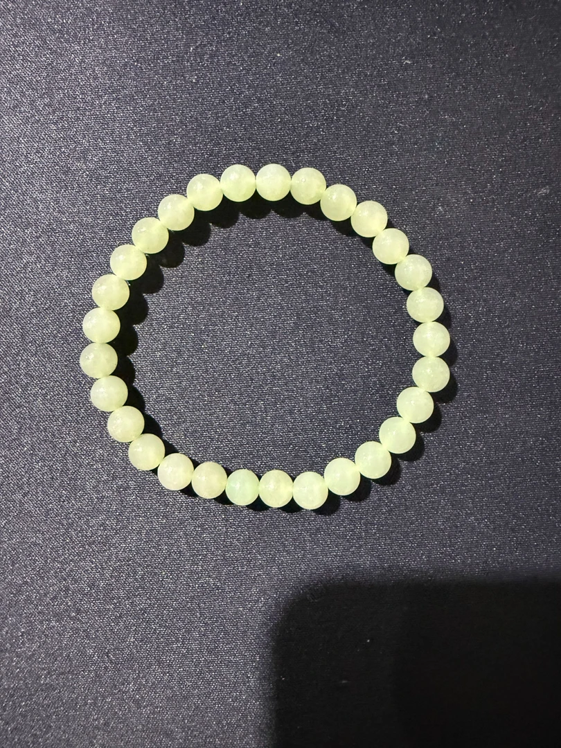 和田玉山料精美卡6手串