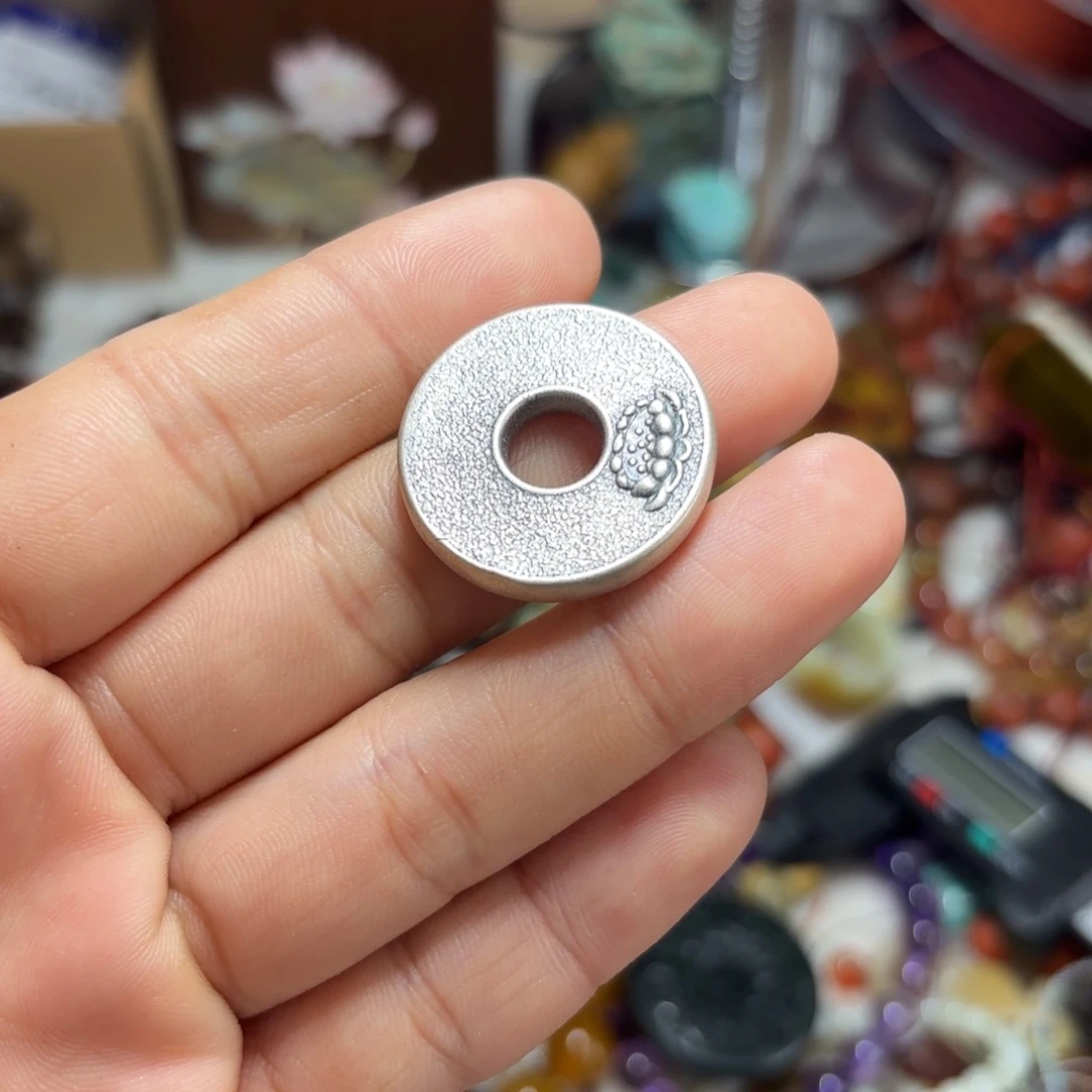 岫岩河磨玉（透闪石质玉）颈饰未镶嵌沙****水