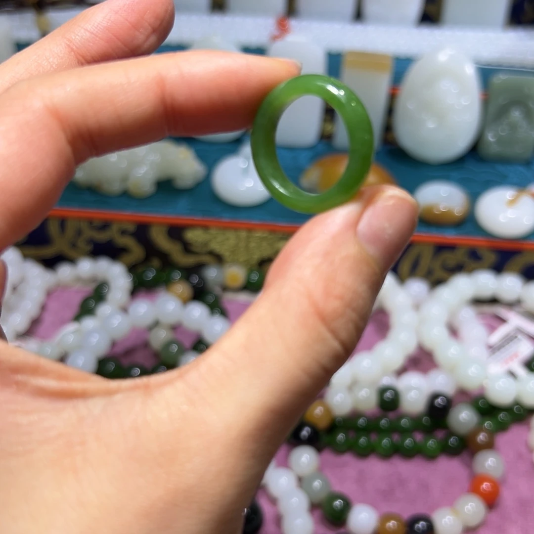和田玉（碧玉）戒指未镶嵌