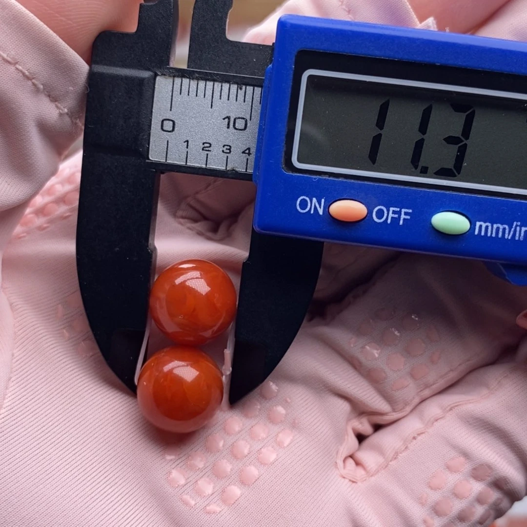 南红玛瑙配饰未镶嵌微瑕