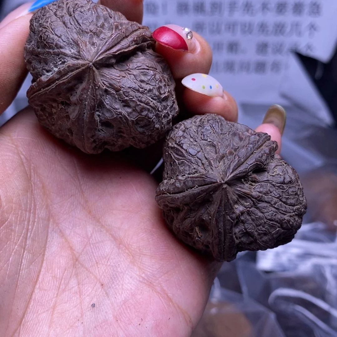 文玩核桃把件云南野生铁核桃104号43mm