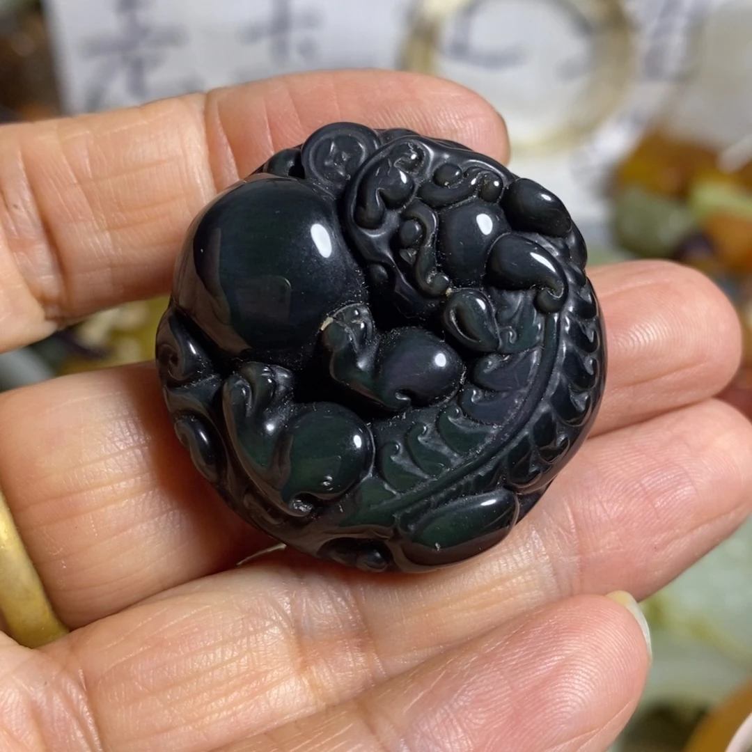 滴血莲花菩提吊坠