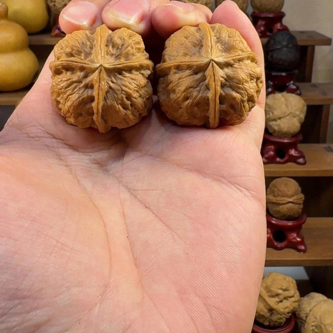 核桃铁核桃把件火焰炸四