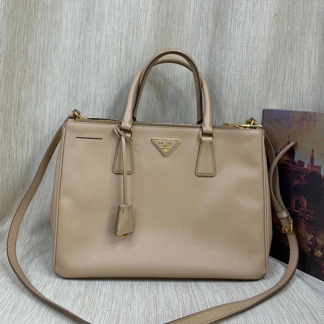 95新 Prada/普拉达 奶茶色杀手包/WJ09111105/1105