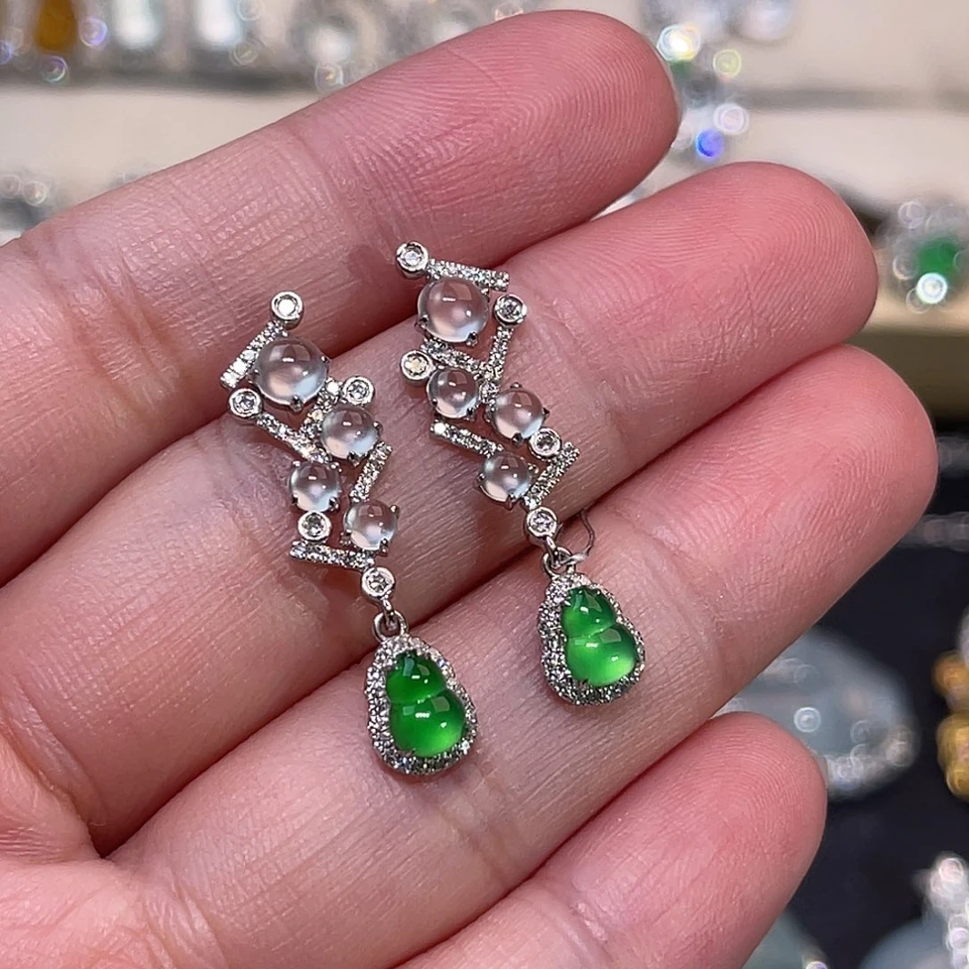 翡翠18K金镶嵌耳饰葫芦