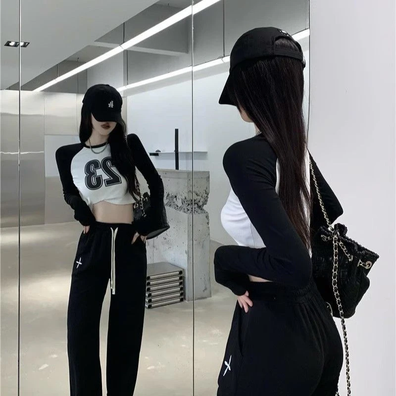 高街风爆款辣妹百搭印花圆领长袖T恤女秋季小众内搭修身显瘦上衣