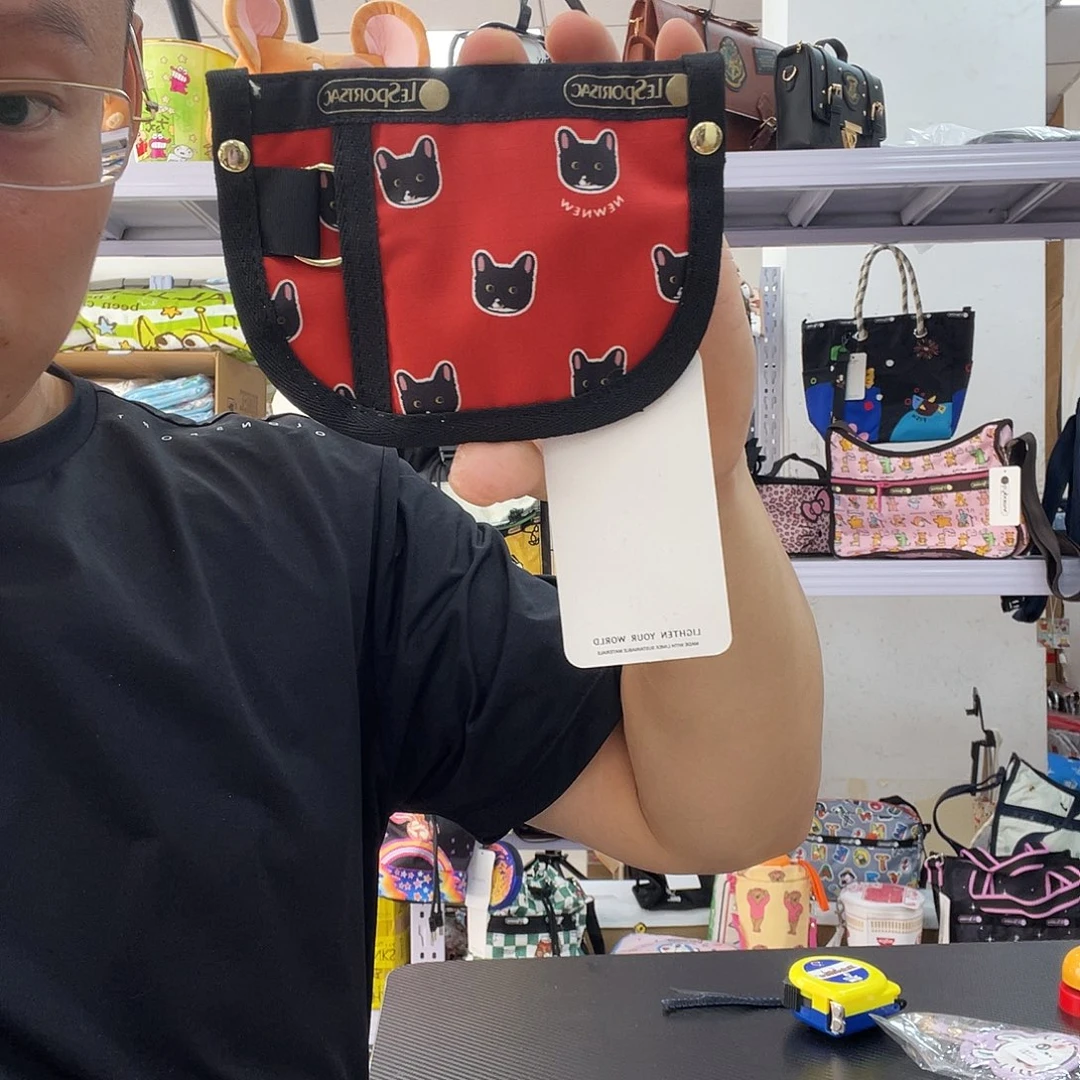 PU化妆包等产品和产品为
