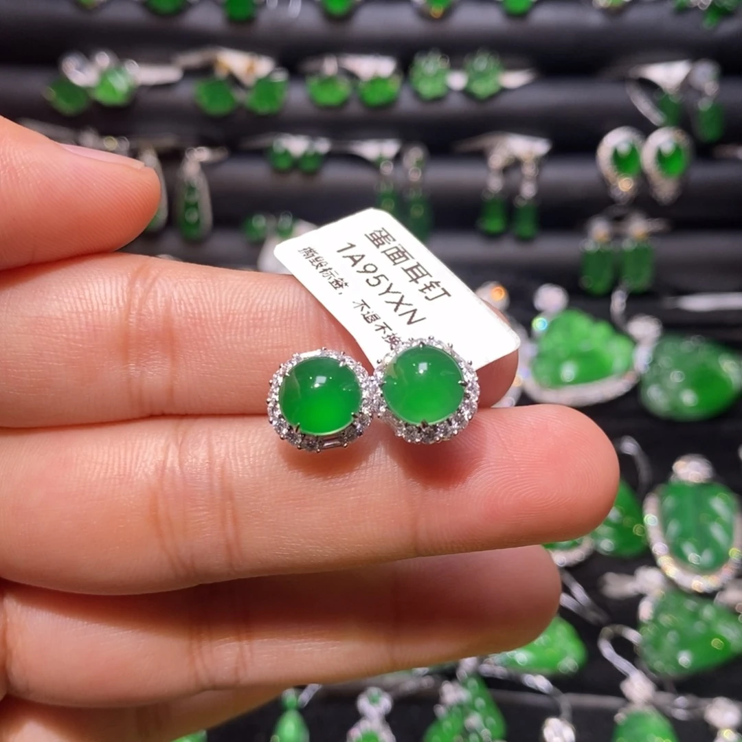 翡翠18K金镶嵌耳饰天然翡翠