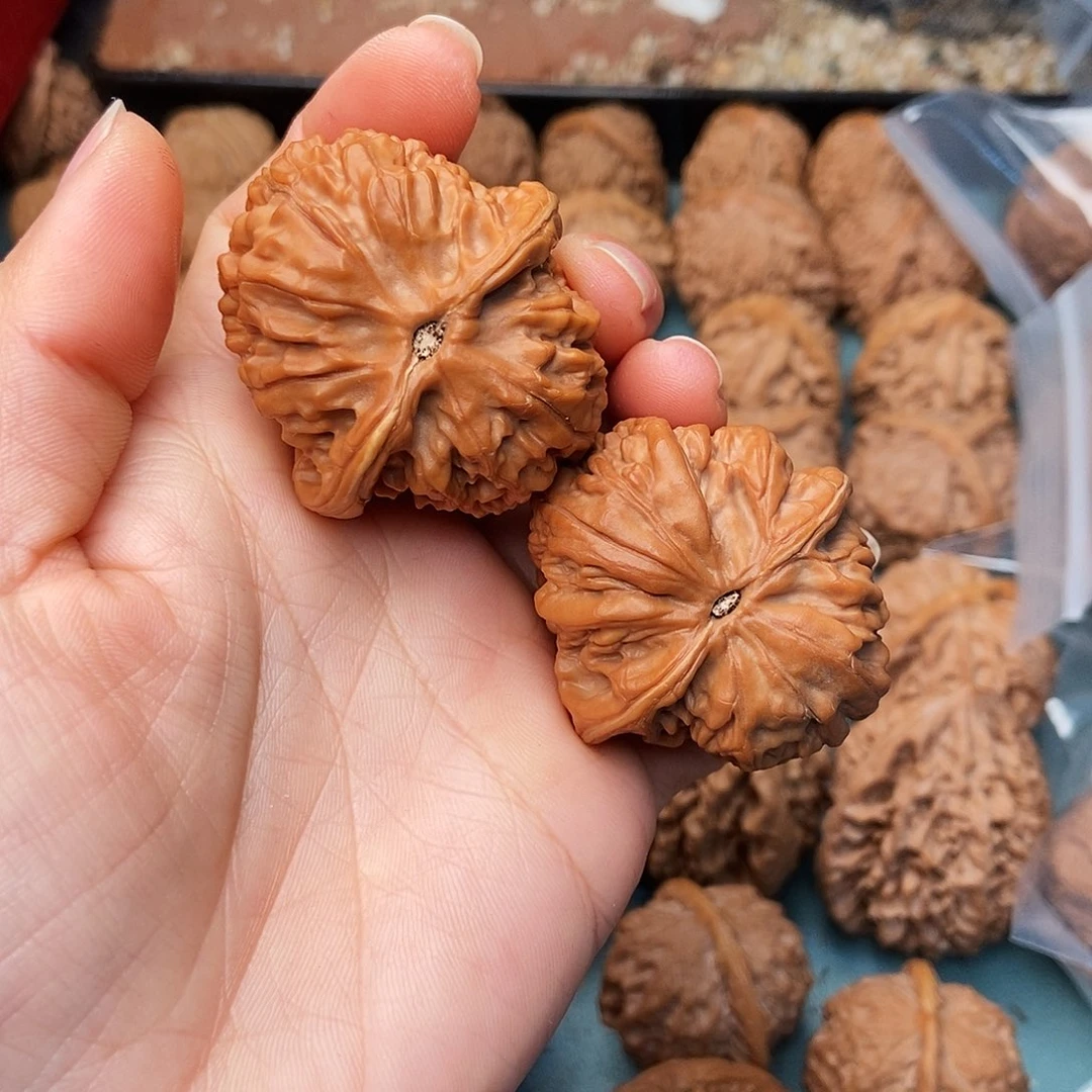 文玩核桃吊坠凤凰台7