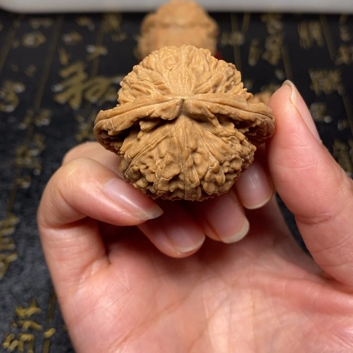 ****人文玩核桃吊坠文玩核桃异形单只