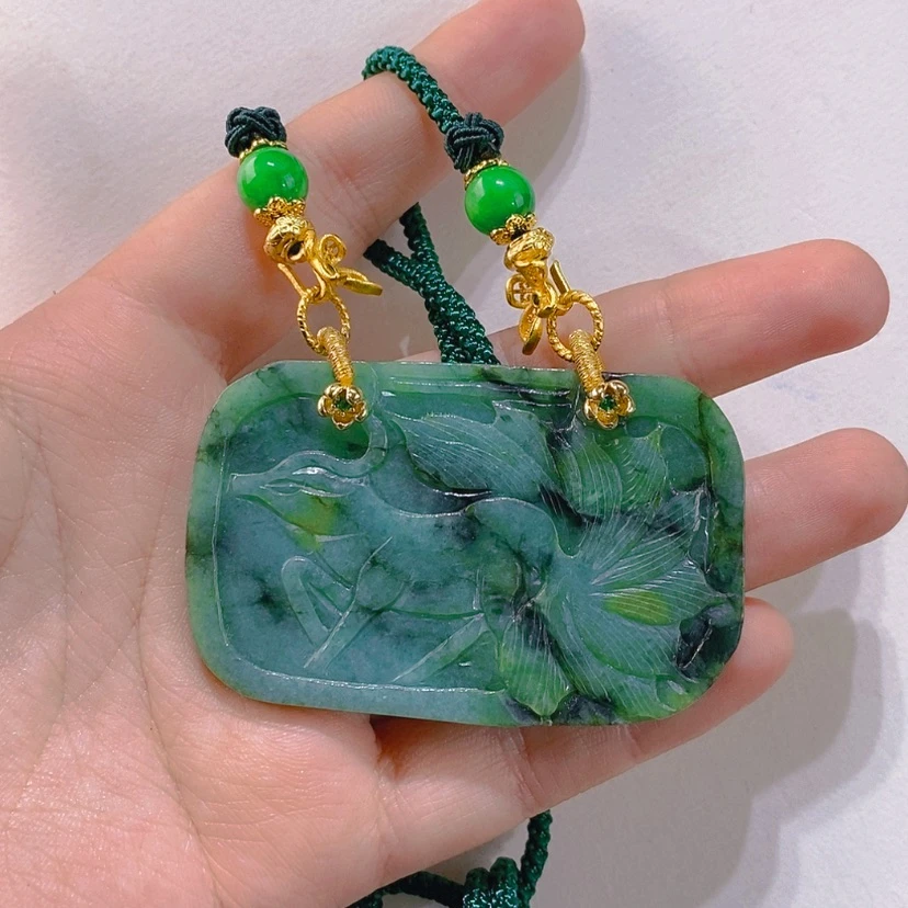 【闪购商品】翡翠未镶嵌颈饰吊坠