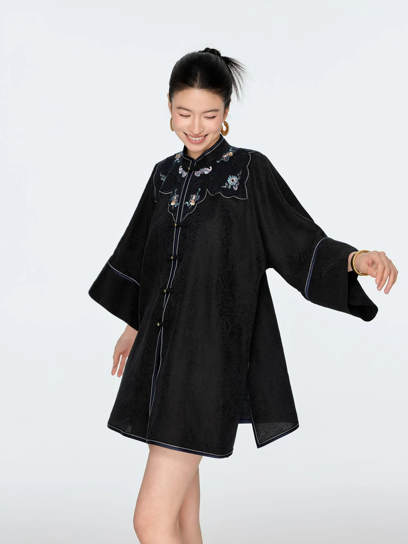 初见十三娘『藏月』新中式国风香云纱提花锻手工高定外套太太服贵气