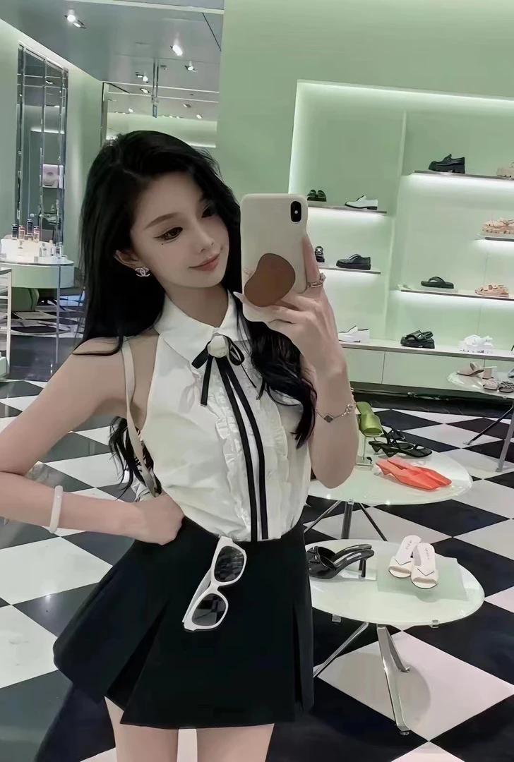 纯欲风高级感木耳花边无袖露肩衬衫搭配修身半身短裙女款