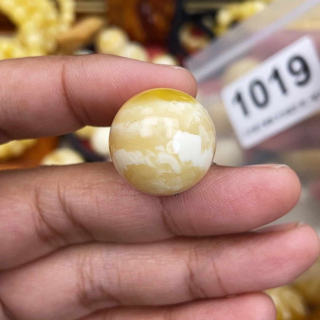 蜜蜡未镶嵌珠宝奇石粉20.4