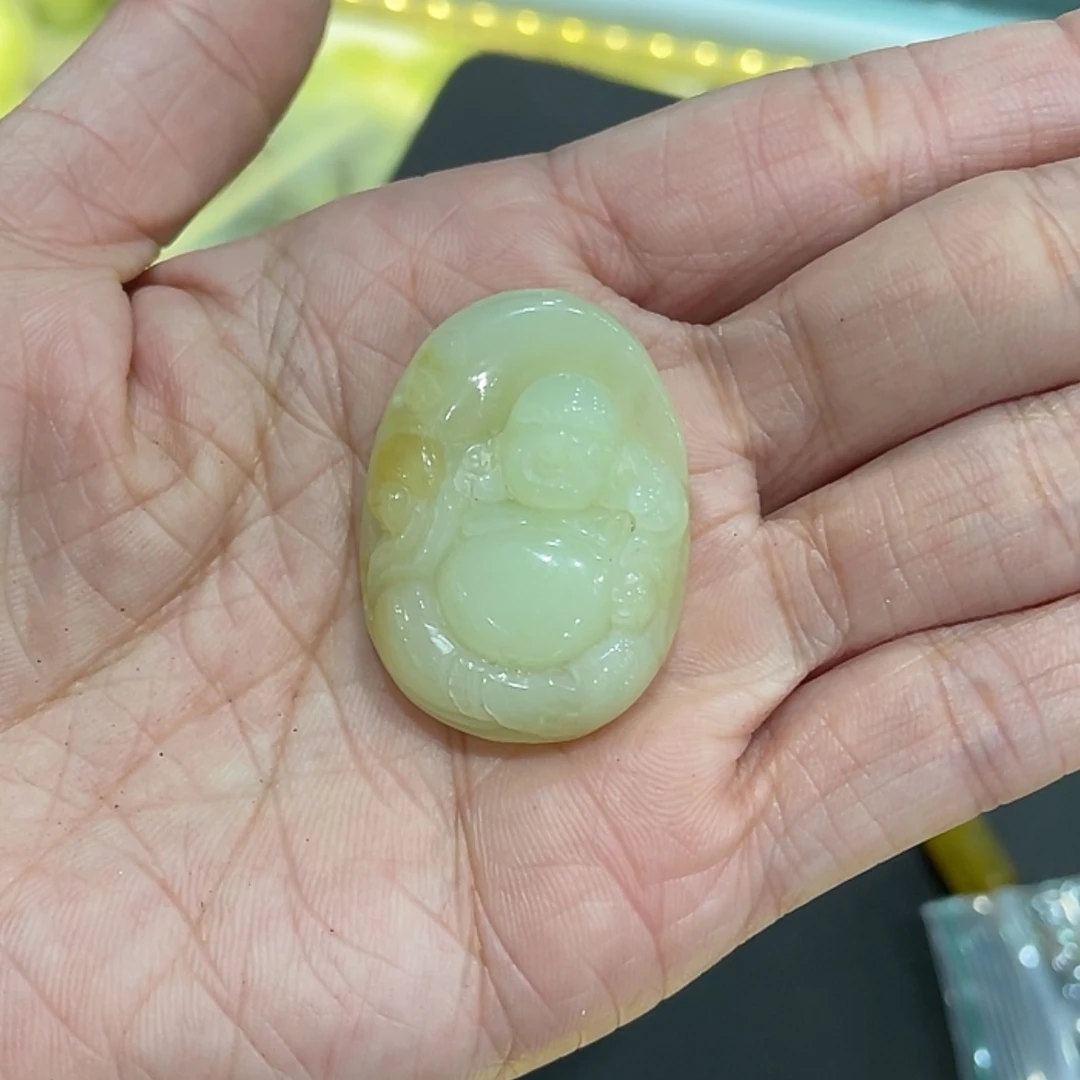 【闪购商品】岫岩老玉（透闪石质玉）颈饰未镶嵌我****的