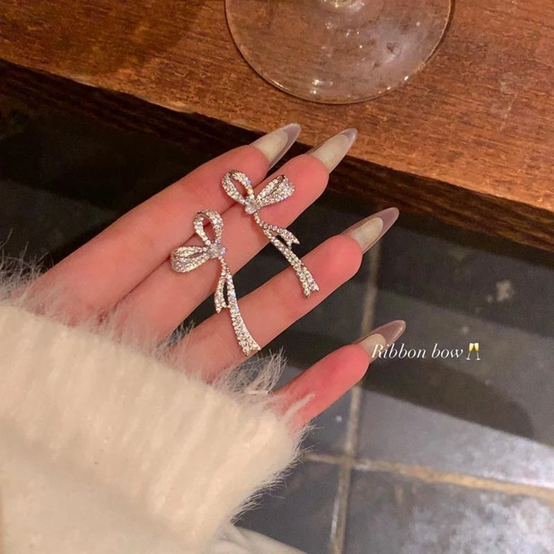 纯铜莫桑石耳饰 小米有品千金感气质蝴蝶结耳环轻奢独特耳钉高级