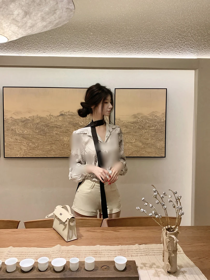 【希腊素画】夏季新款复古印花图案翻领撞色衬衫配高腰热裤两件套女