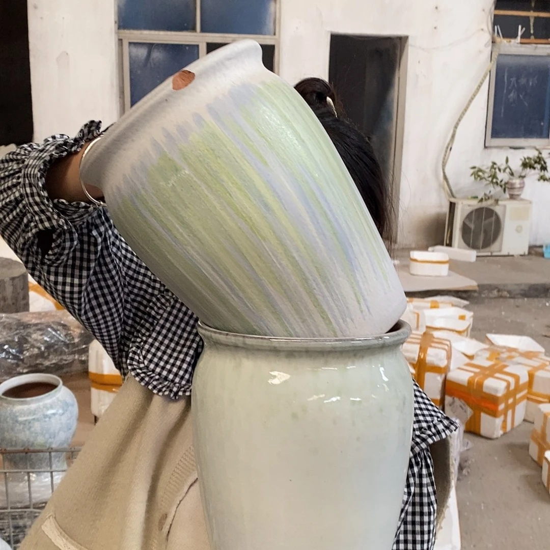 紫砂花盆瑕疵15/20gjhcggg