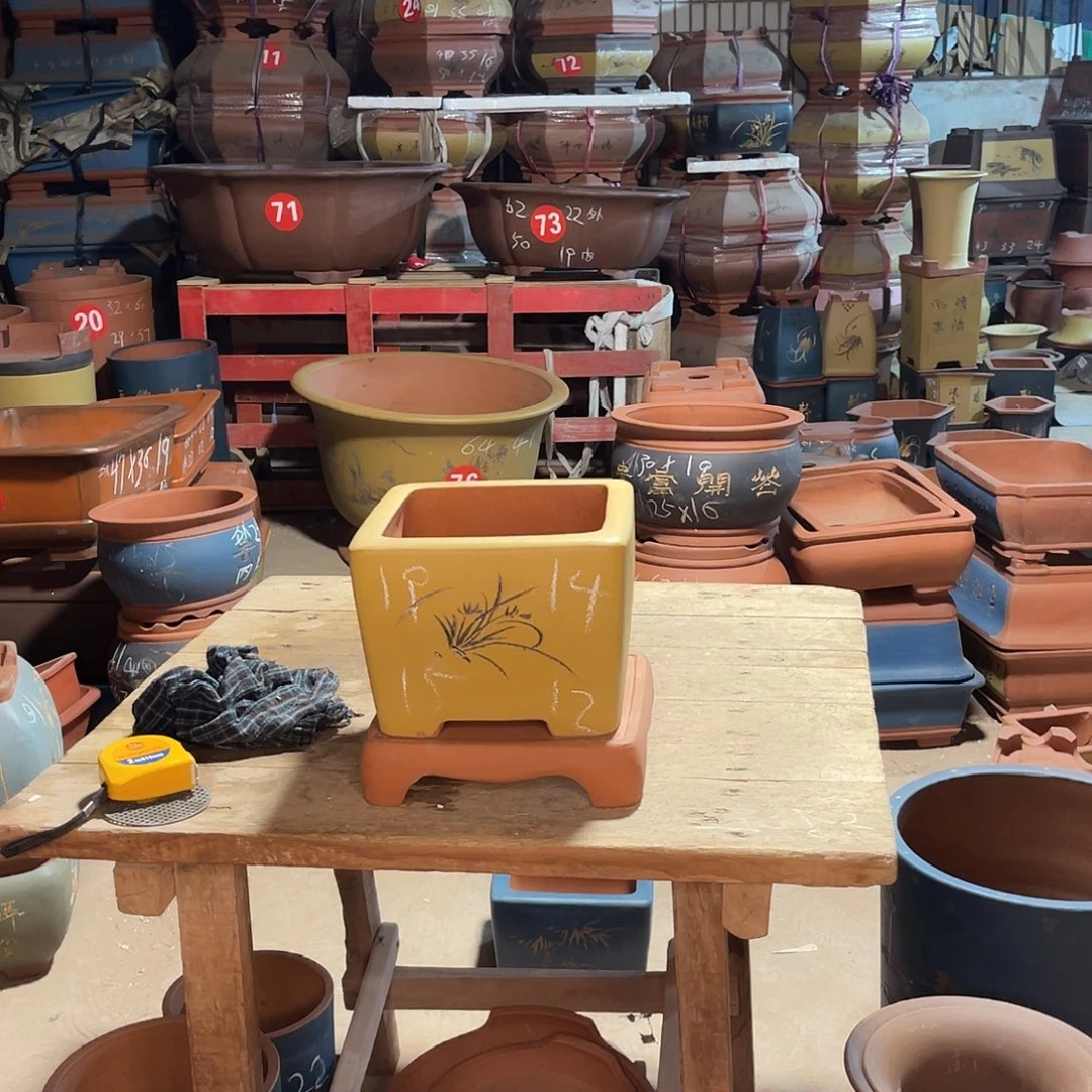 紫砂花盆四方盆一个