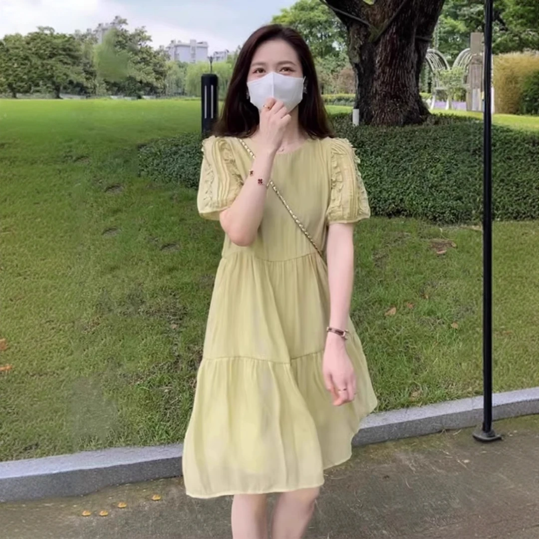 胖mm温柔风绿色连衣裙女2025夏季大码宽松显瘦泡泡短袖雪纺a字裙