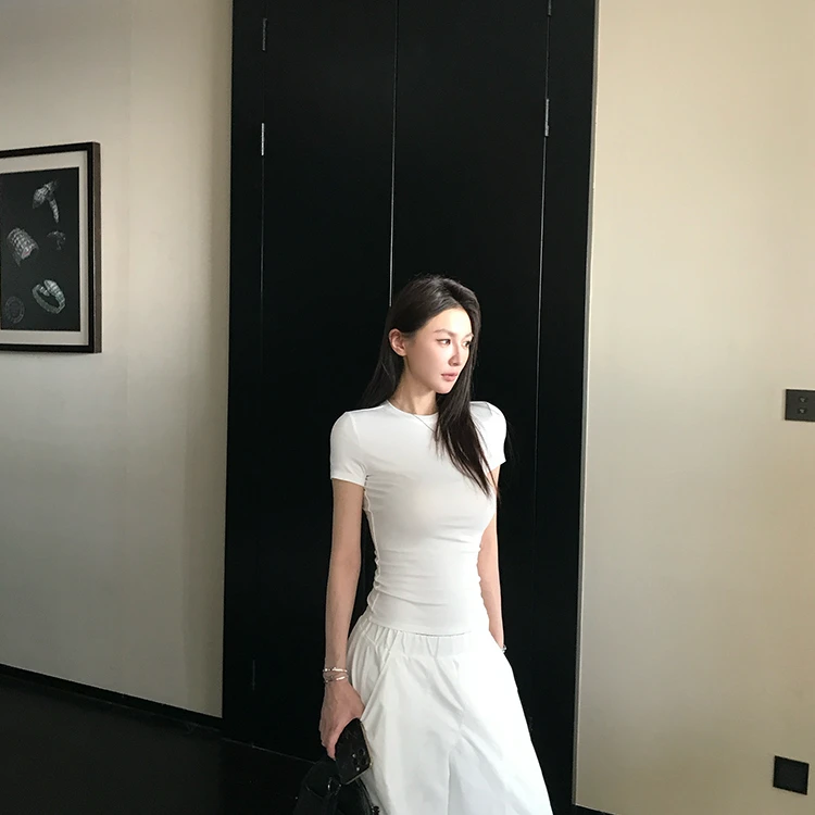 SKKSkk Store 心机修身T 卡戴珊风夏日纯色基础修身圆领T恤