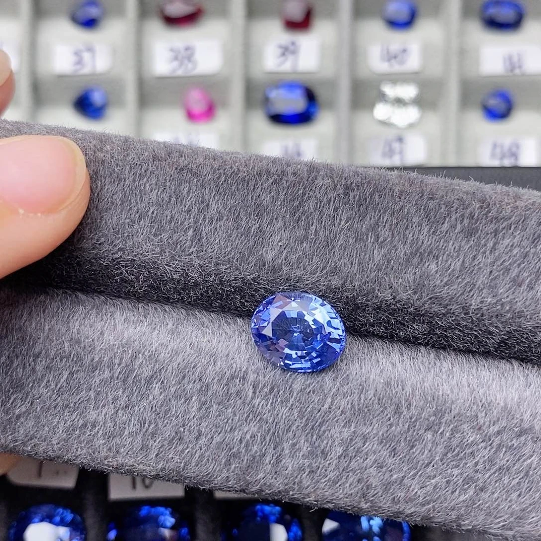 蓝宝石裸石未镶嵌GUILD矢车菊VB兰卡2.94ct