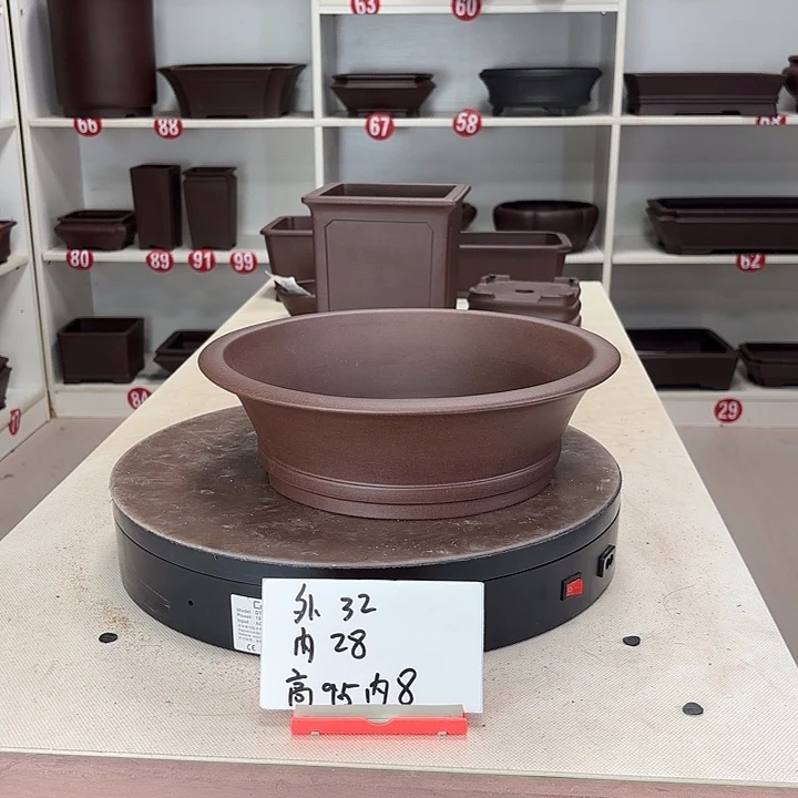 紫砂花盆下带小圆