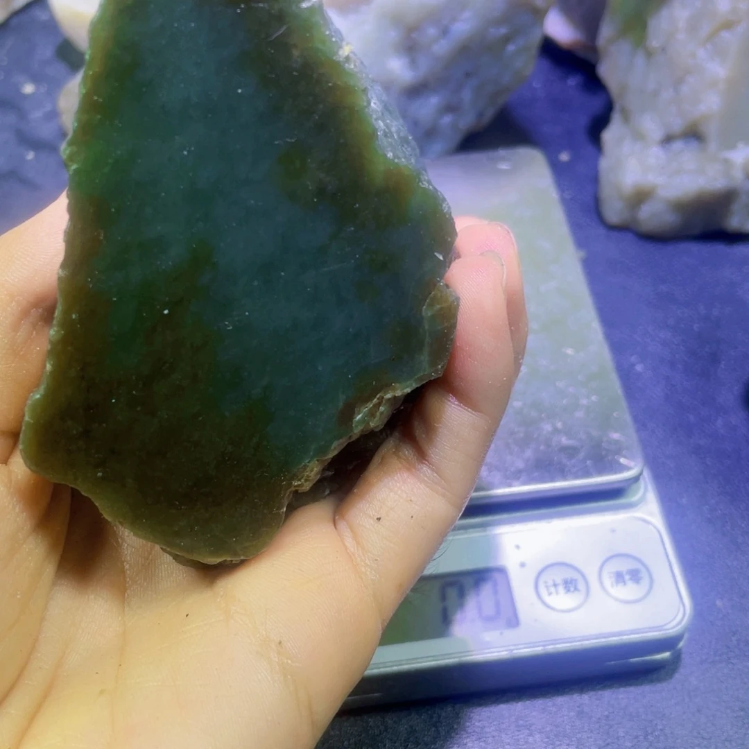 未镶嵌和田玉珠宝半成品