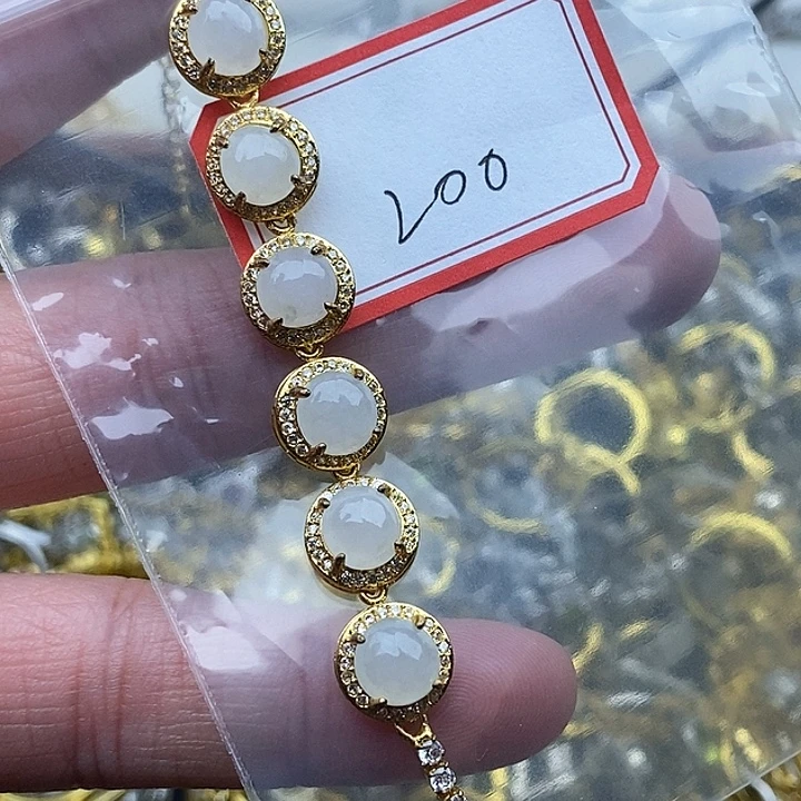 翡翠未镶嵌戒指200