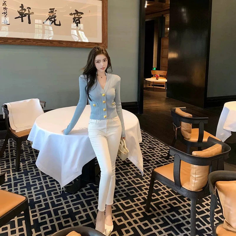 “Balm*in黑金名媛”早春德国进口stoll横机织造经典金扣垫肩上衣