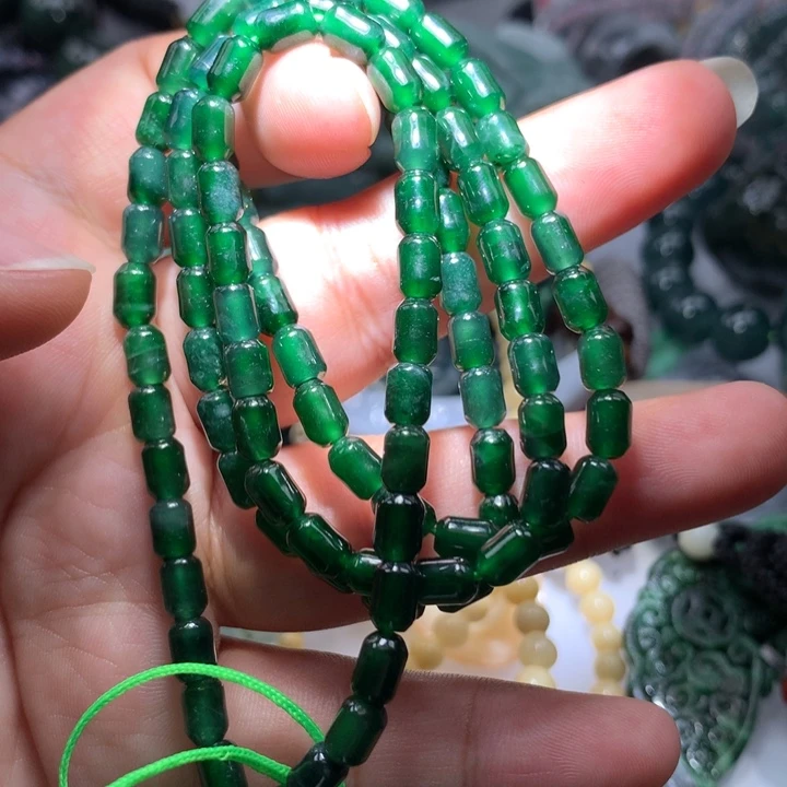 翡翠颈饰未镶嵌保真天然A货翡翠