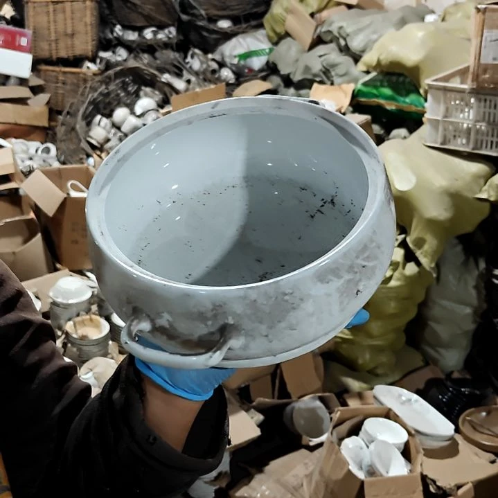 摆件陶瓷盘子碗啥都有