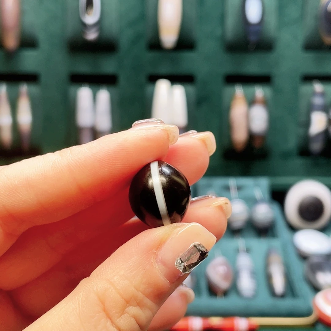 宝***¥玛瑙/玉髓未镶嵌珠宝半成品