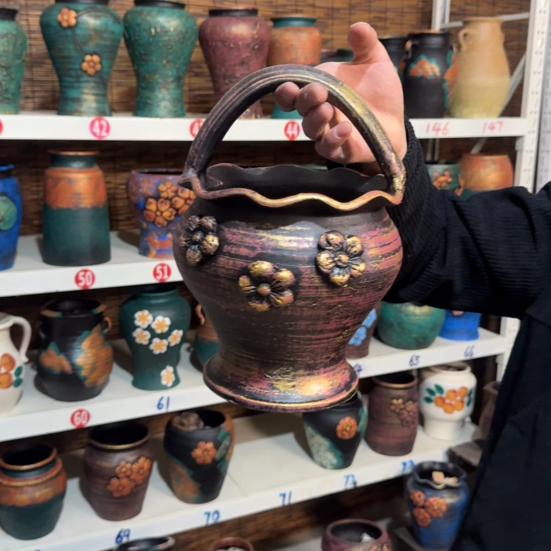 红陶红陶浮雕花盆炸炸炸