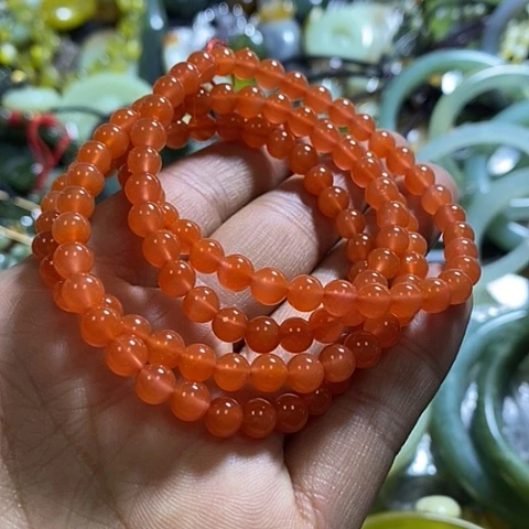 南红玛瑙颈饰未镶嵌一个