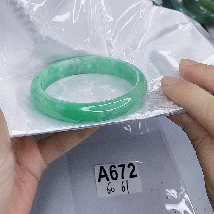 翡翠未镶嵌手镯一图一物实物为准