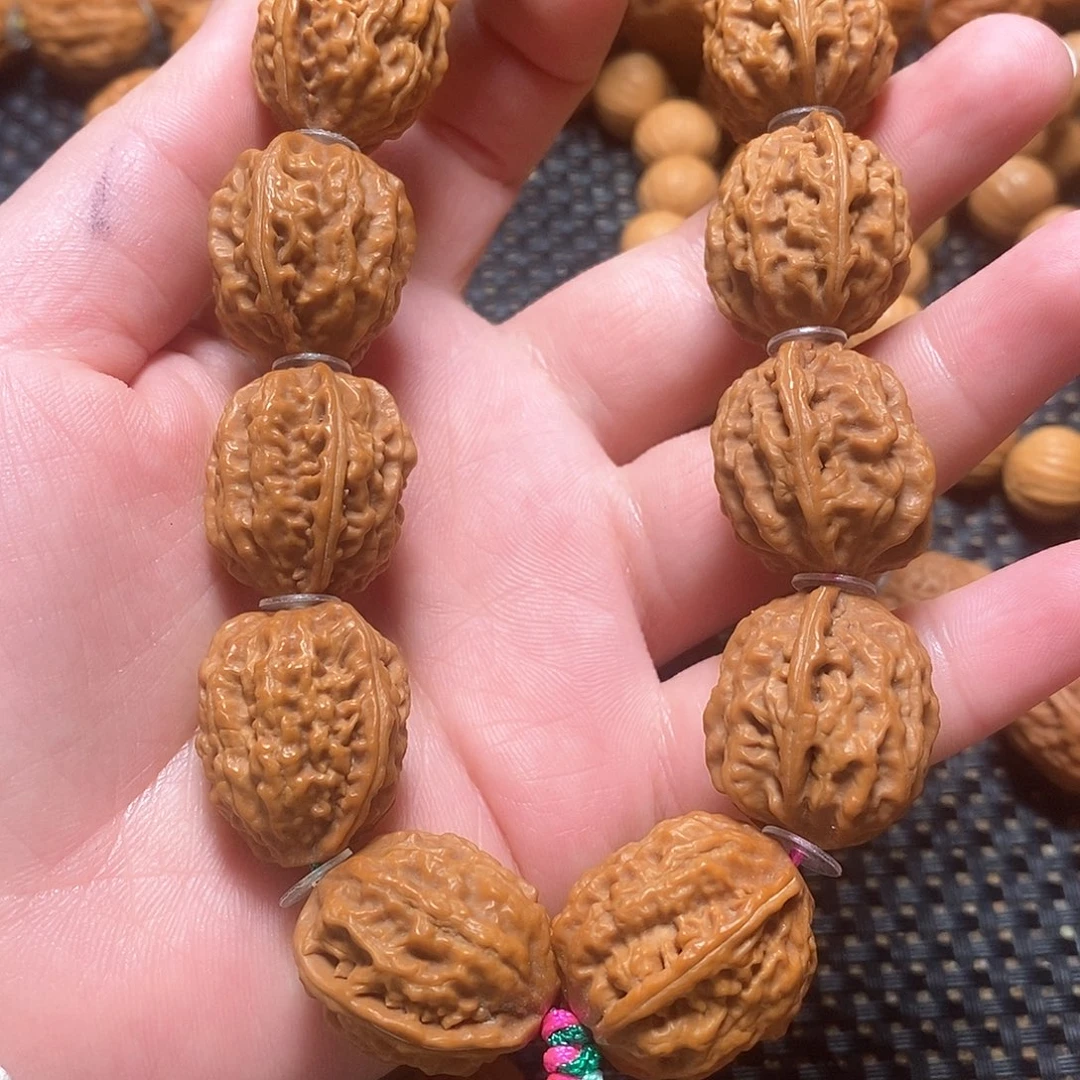 文玩核桃手串粗筋金蟾